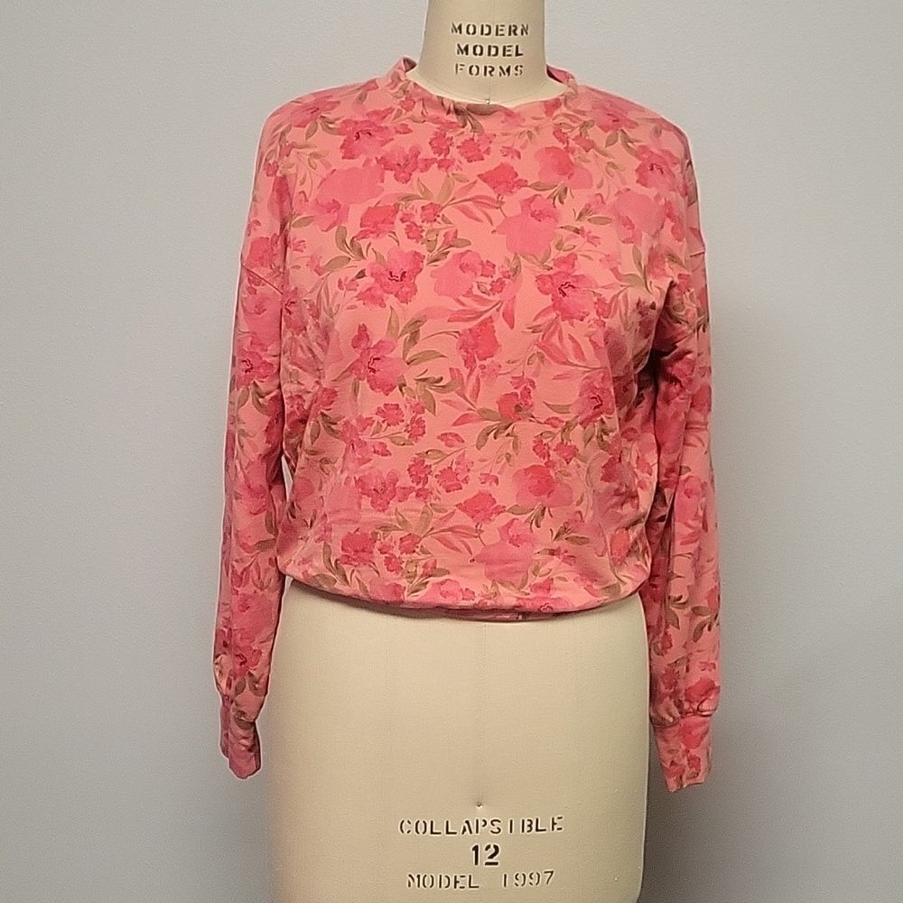 ⭐️ Evereve Floral Sweatshirt Size XS